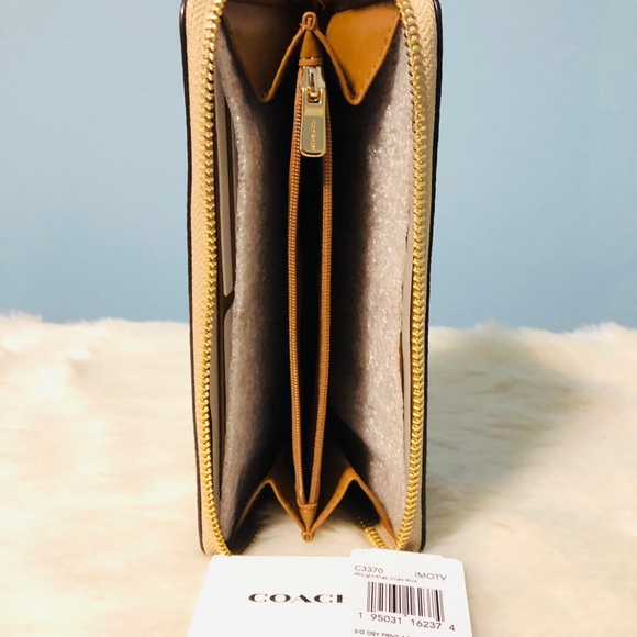 SOLD!!!Coach Daisy purse and wallet set - Picture 14 of 16